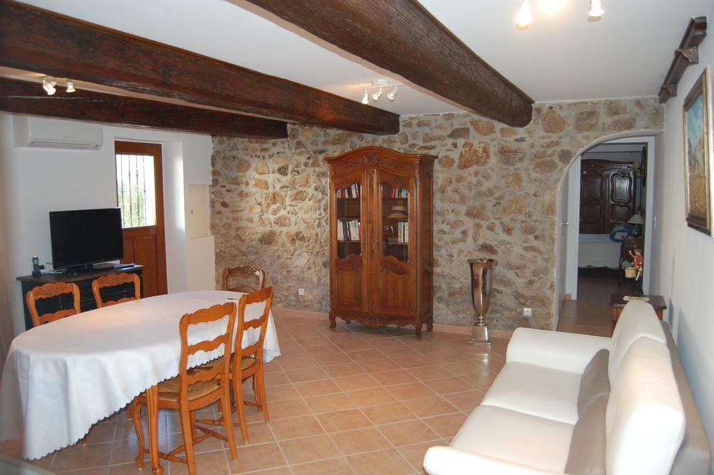 Chateau De La Clapiere Hyeres Phòng bức ảnh